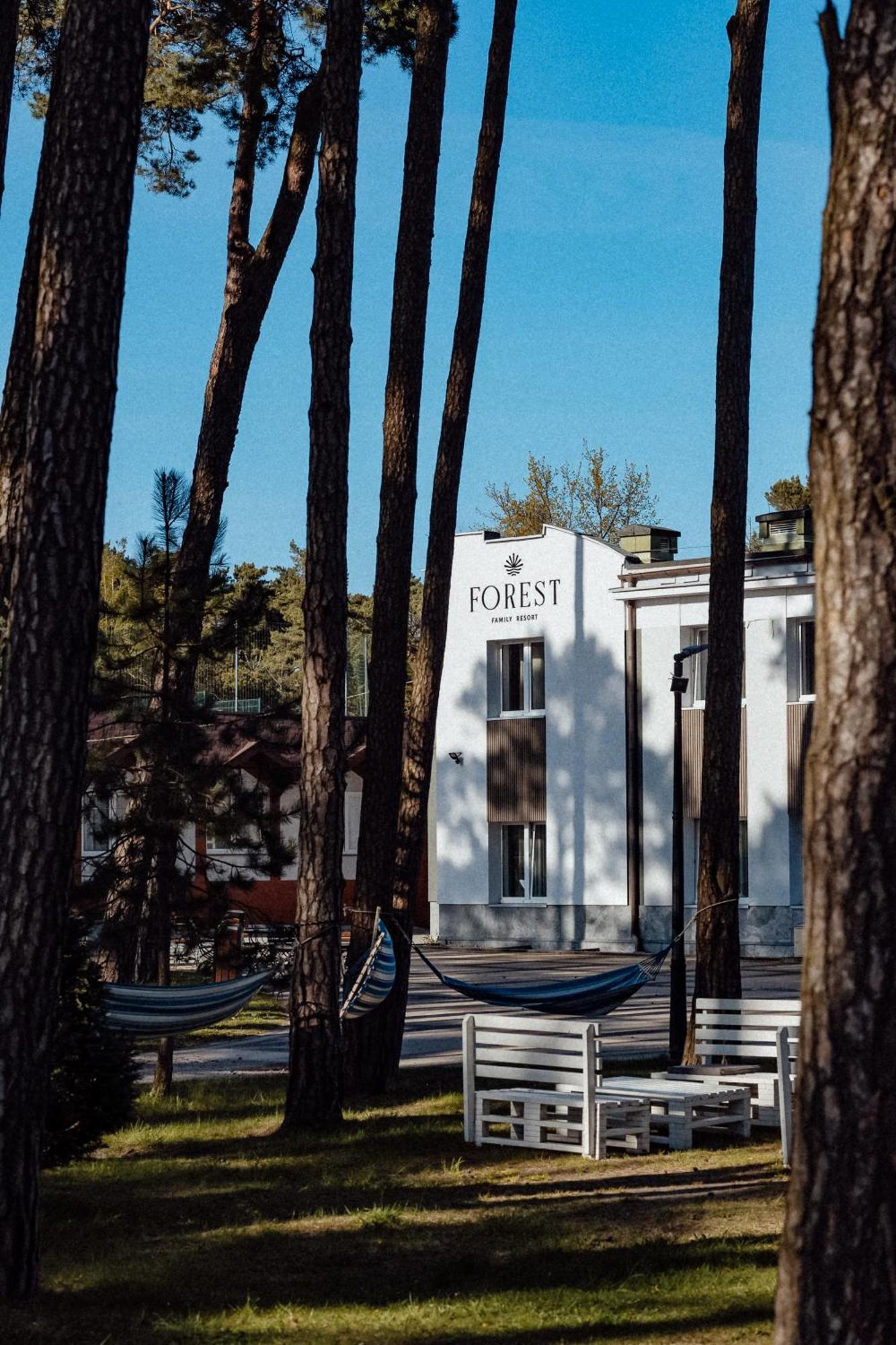 Forest Family Resort - Domki Caloroczne Устка Экстерьер фото